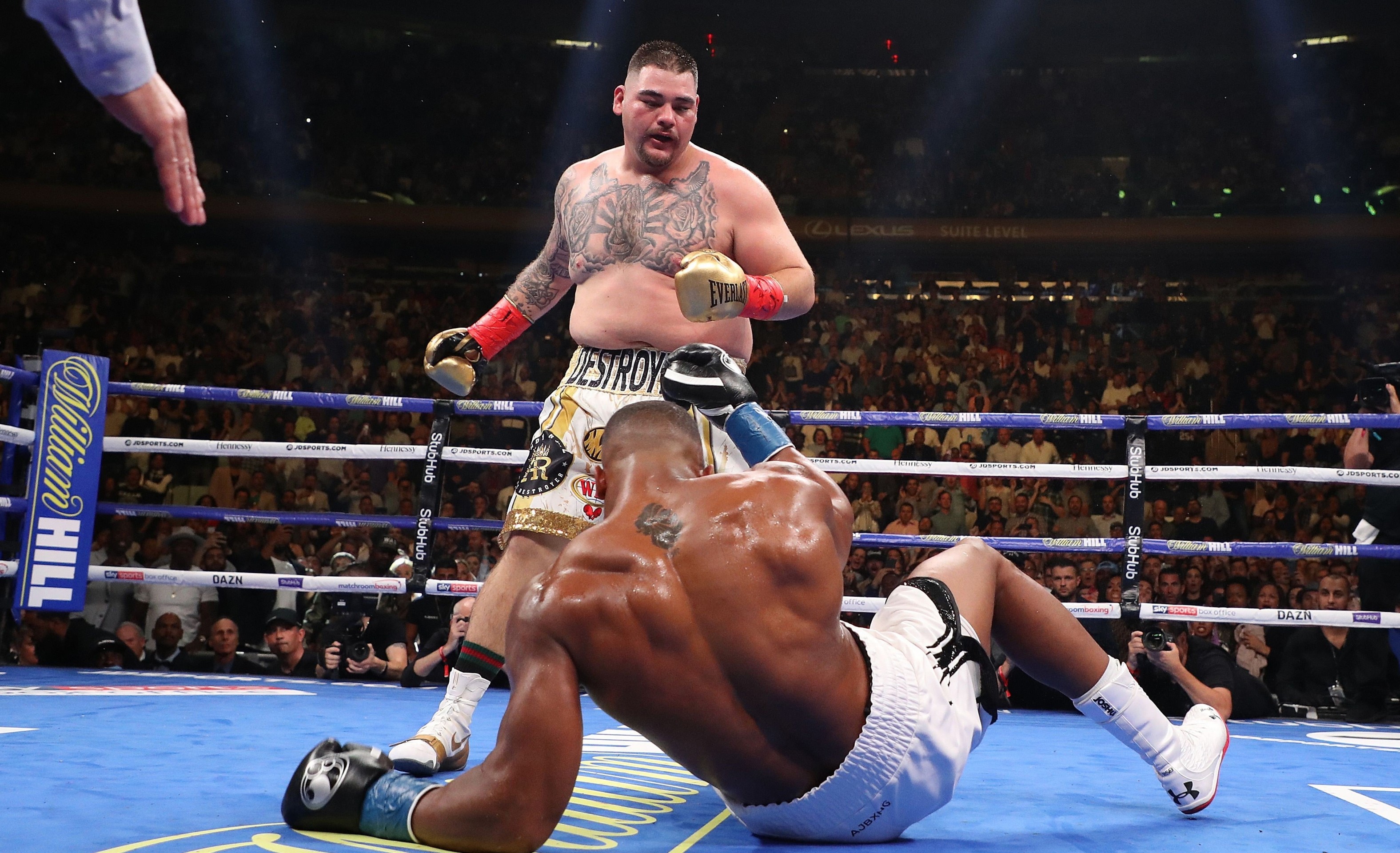 Andy Ruiz Explains How Jake Can Beat Joshua