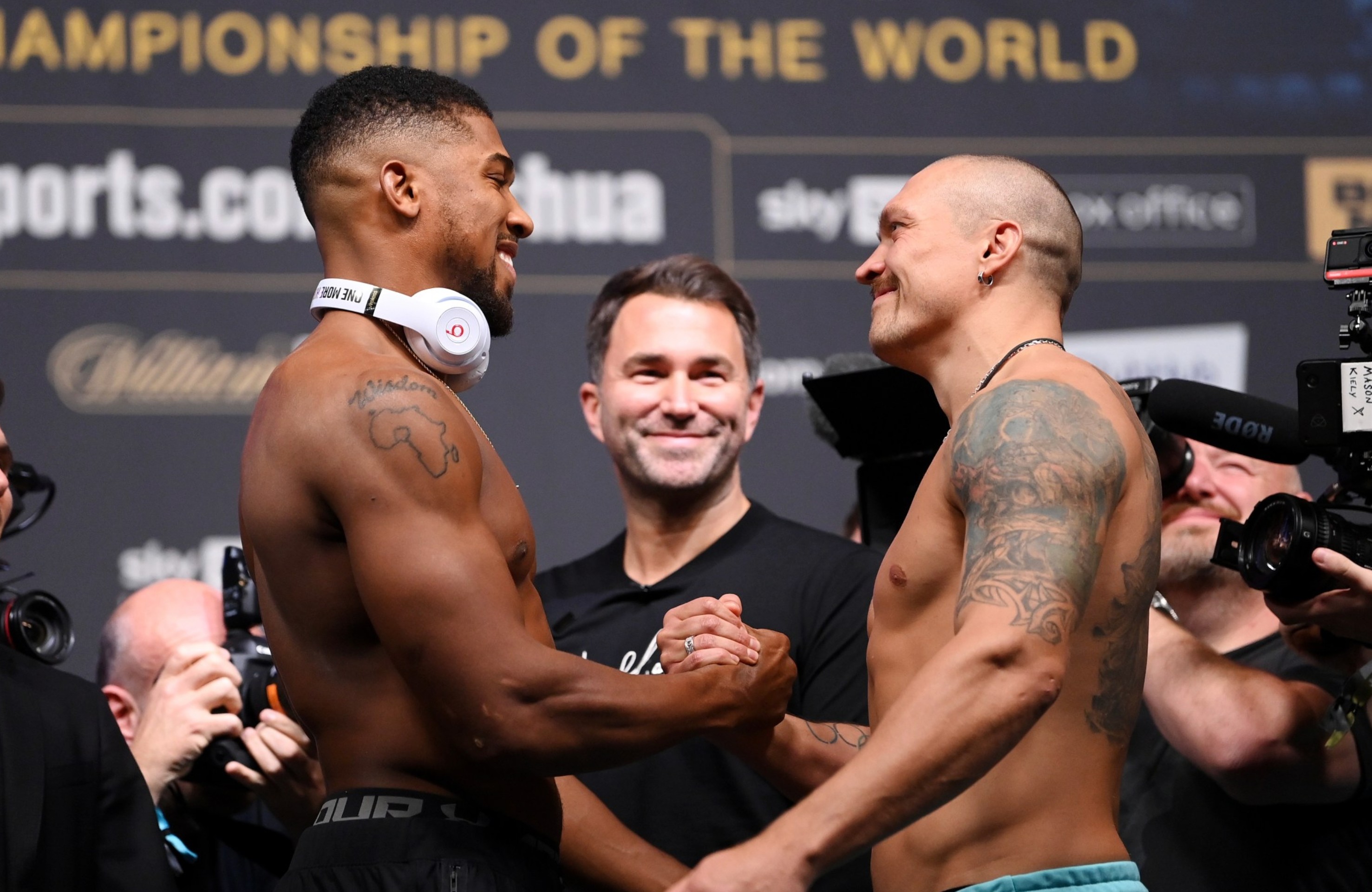 Eddie Hearn: “Joshua Really Did Spend Some Time in Usyk’s Camp”