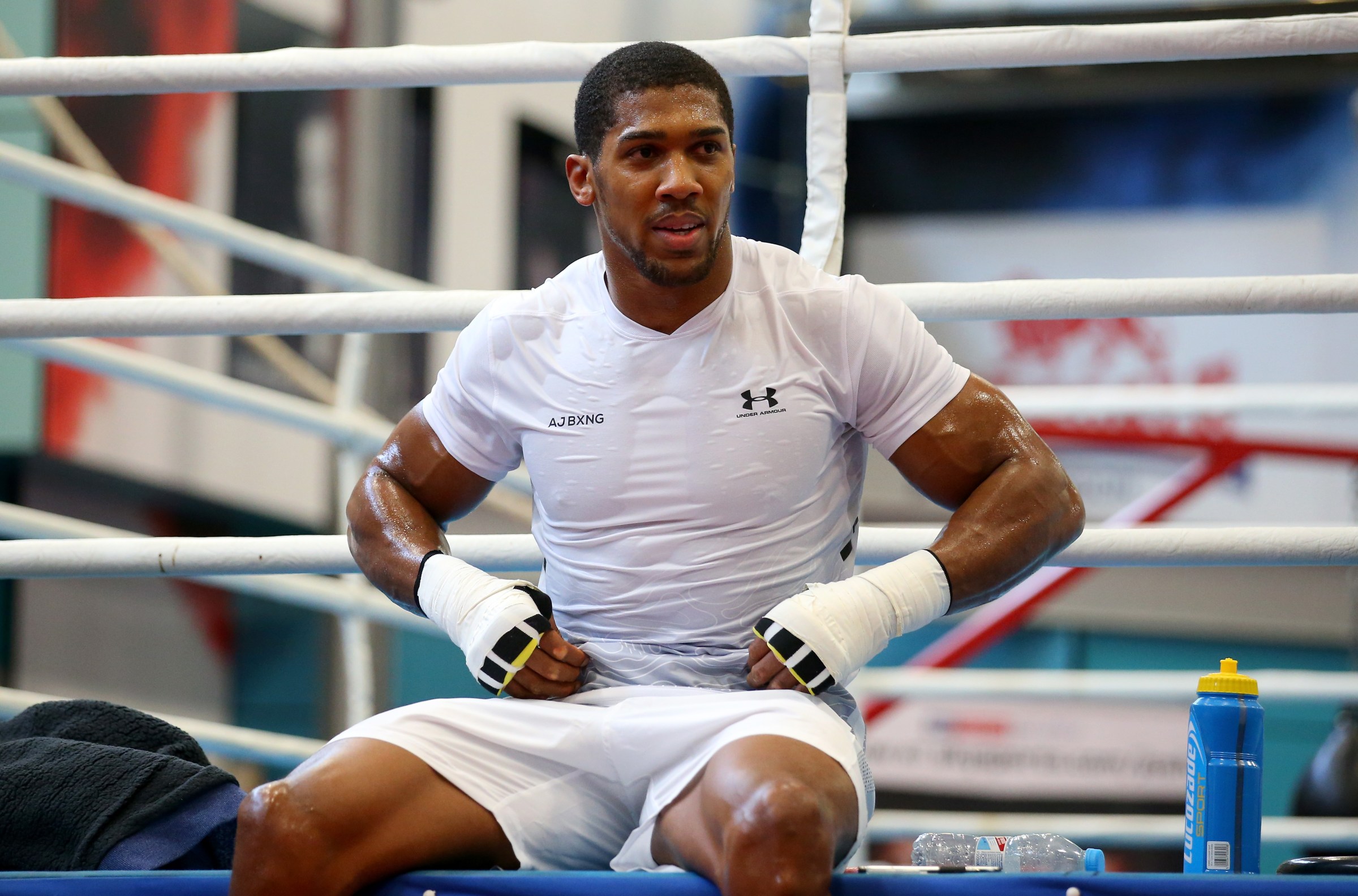 Anthony Joshua May Join Usyk’s Training Camp in Valencia