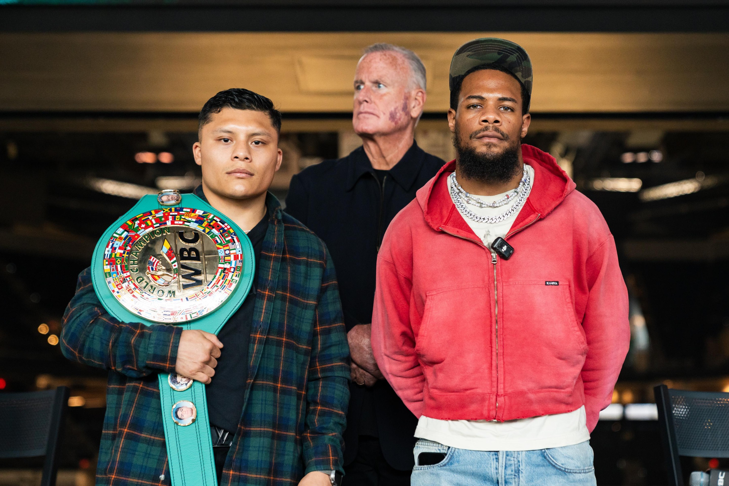 Robert Garcia gives his prediction for Isaac Cruz vs Lamont Roach