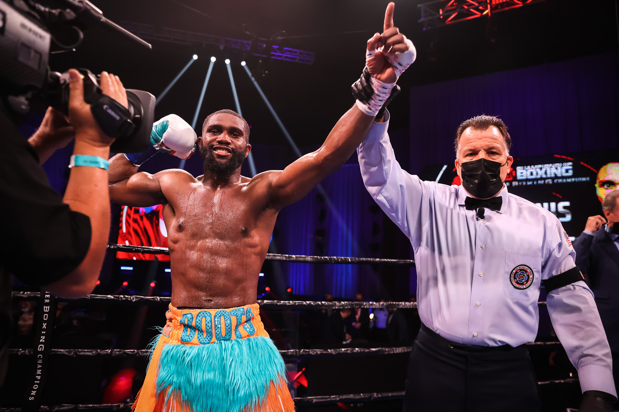 Weekly Fight Schedule: Ennis, Allen, Khou and More