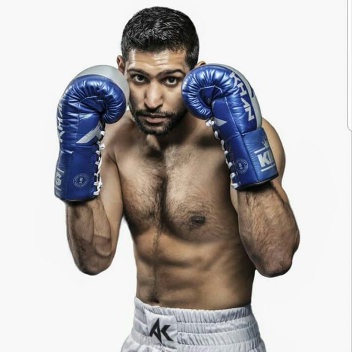Amir Khan