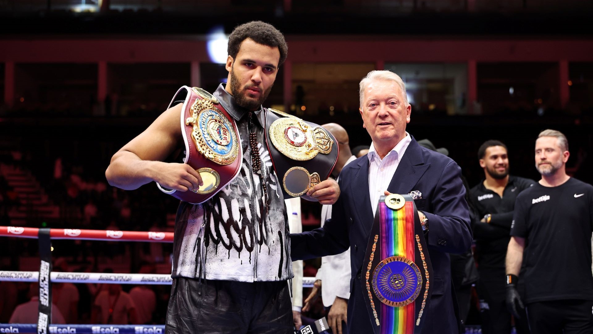 “Too Late.” Frank Warren Explained Why He Postponed the Entire Show Due to Itauma’s Injury