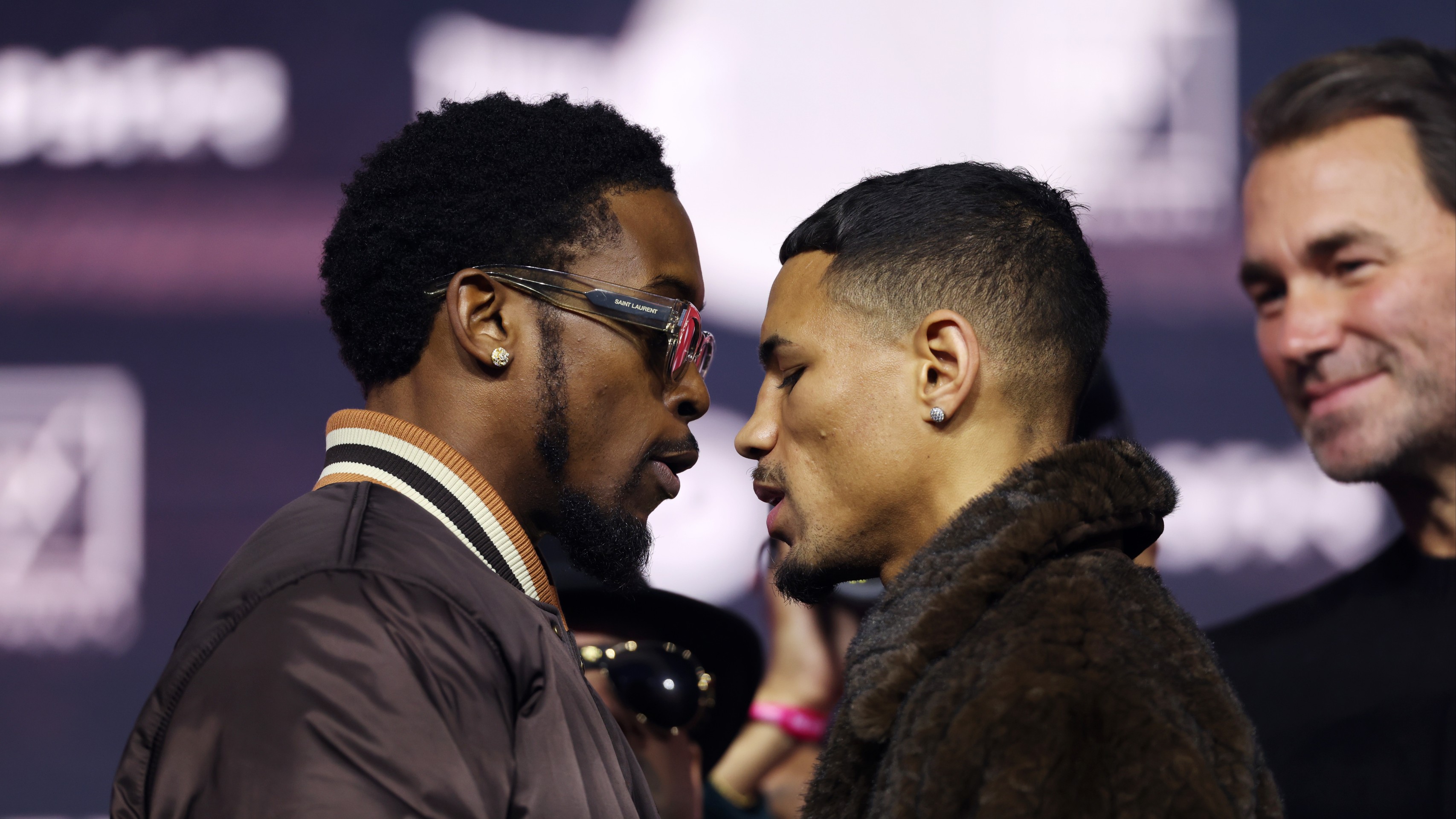 Кейшон Девіс і Джемейн Ортіс показали однакову вагу напередодні бою