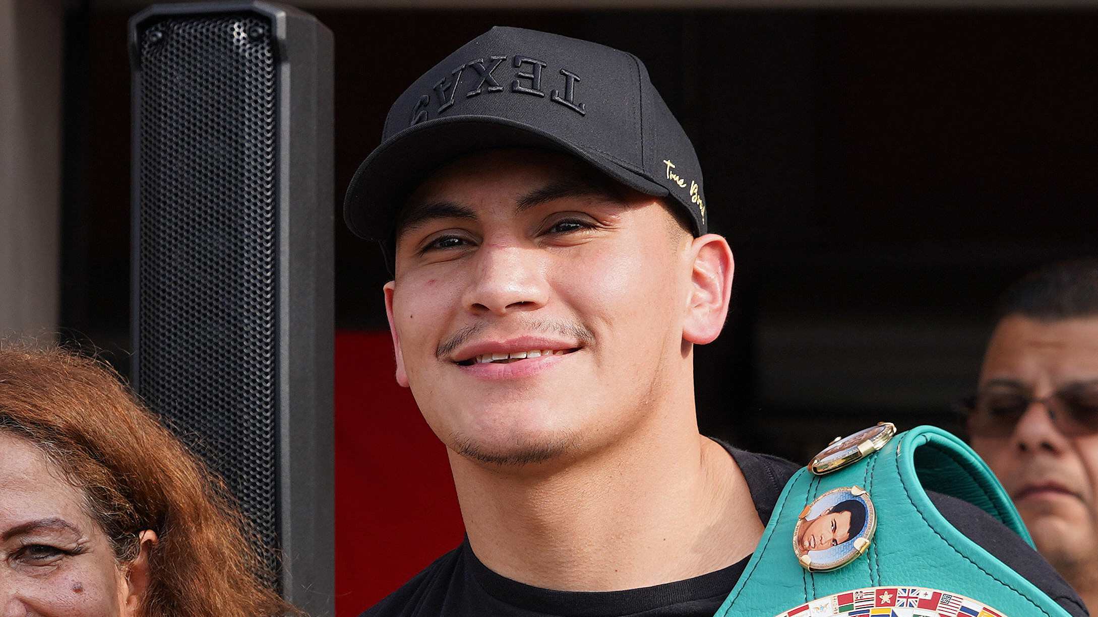 Теофимо – о победе Ортиса: «Не видел, чтобы кто-то так бил Лубина, кроме Чарло»