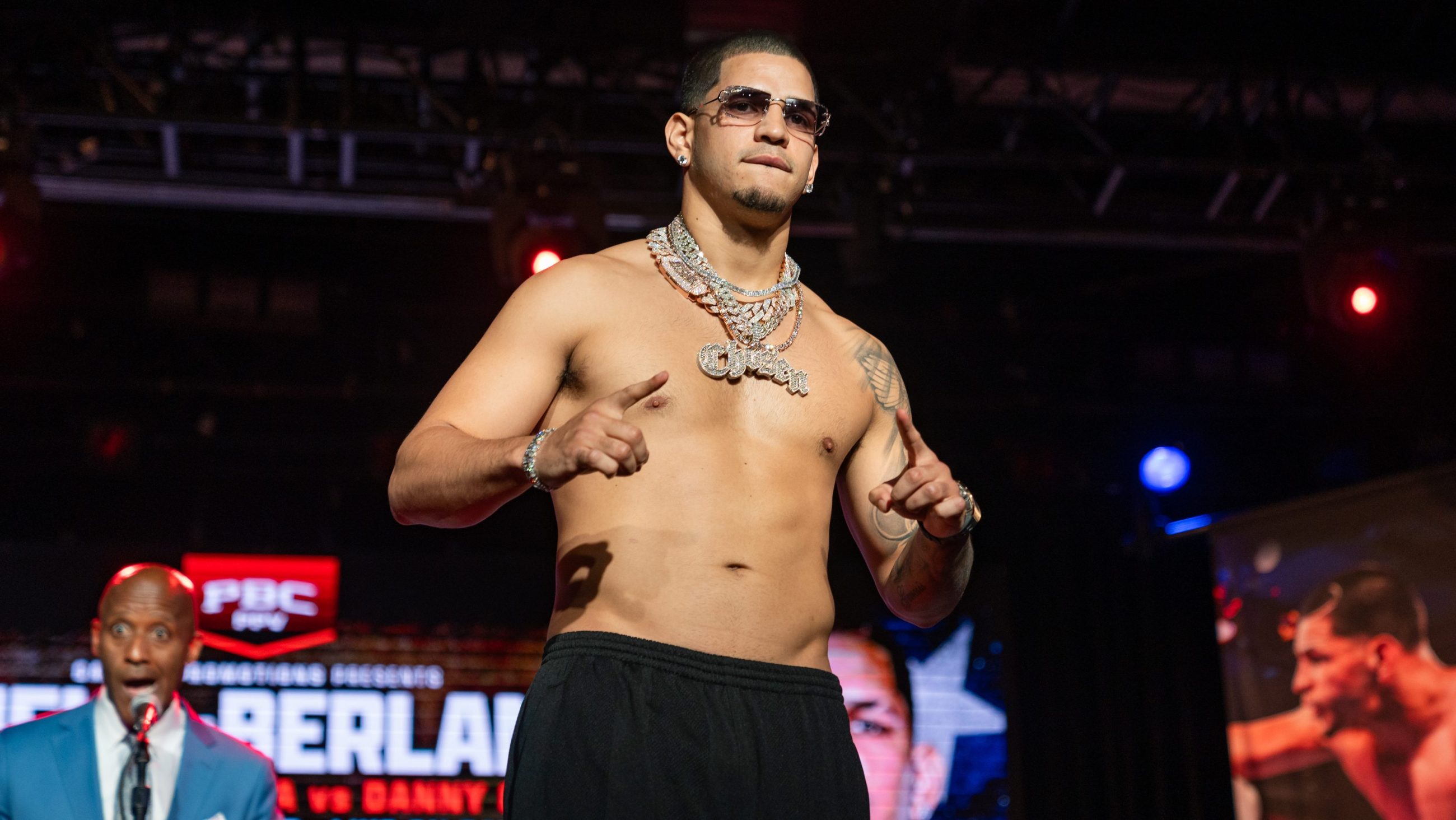 Ресендис и Берланга договариваются о бое – The Ring