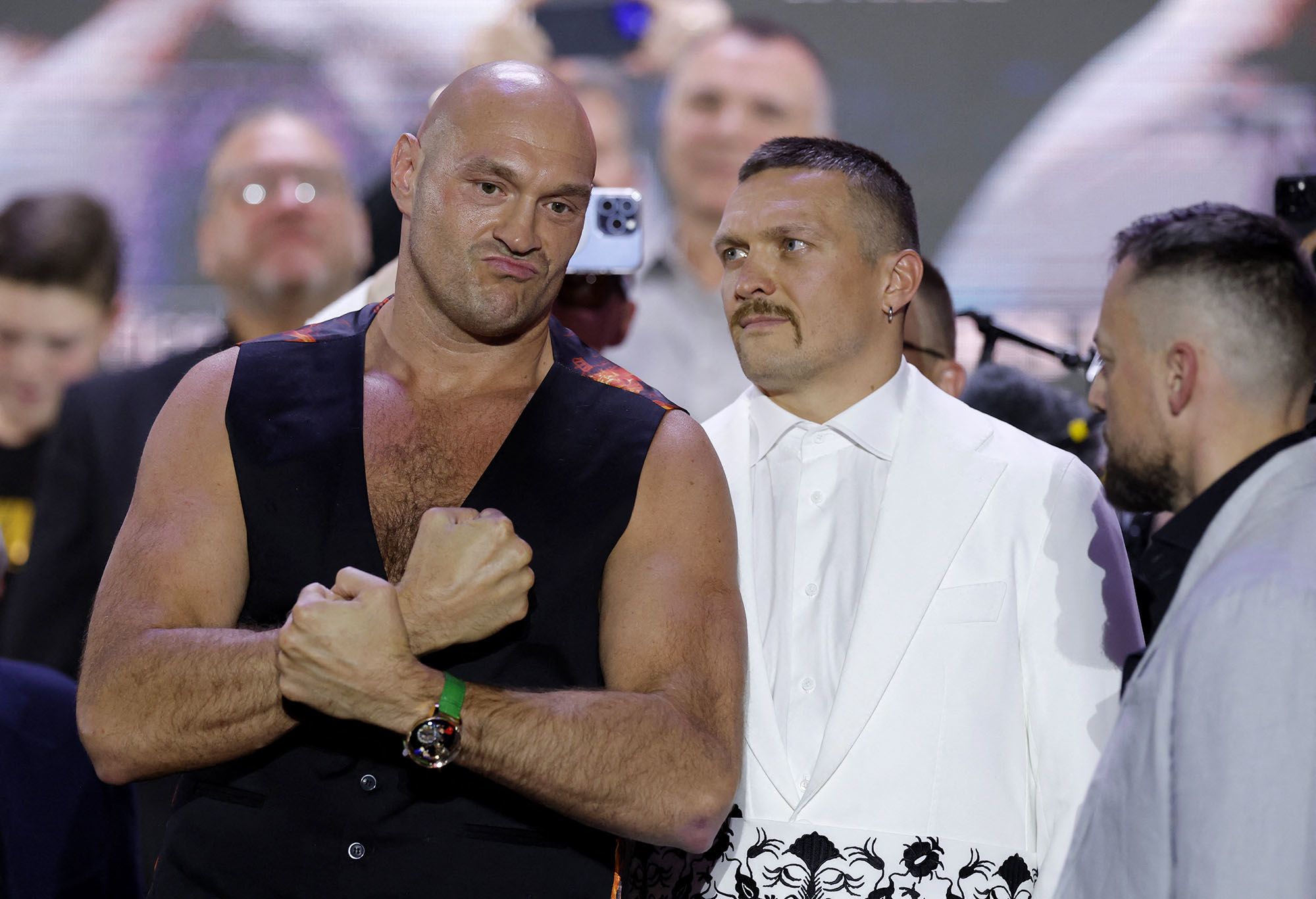 British Journalist Believes Usyk and Fury Trilogy Has Become Closer